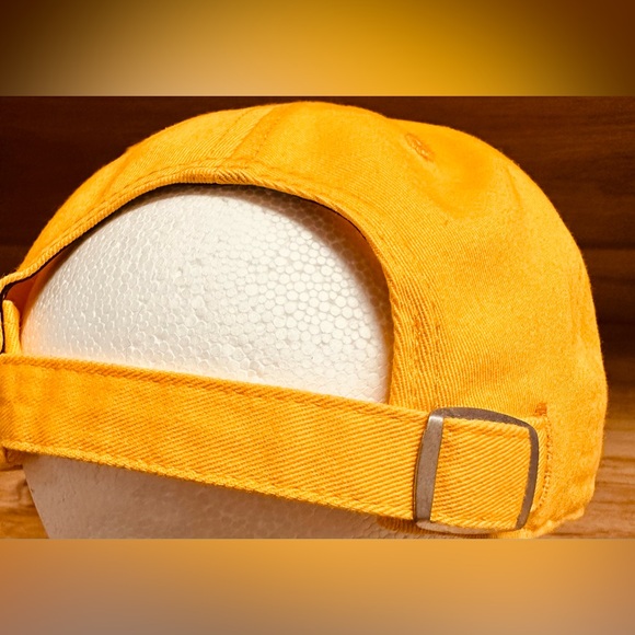 Fanatics Nashville Predators NHL Hockey Gold Adjustable Cap Hat NWT - Picture 3 of 8